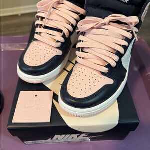 Jordan bubble gum 1’s